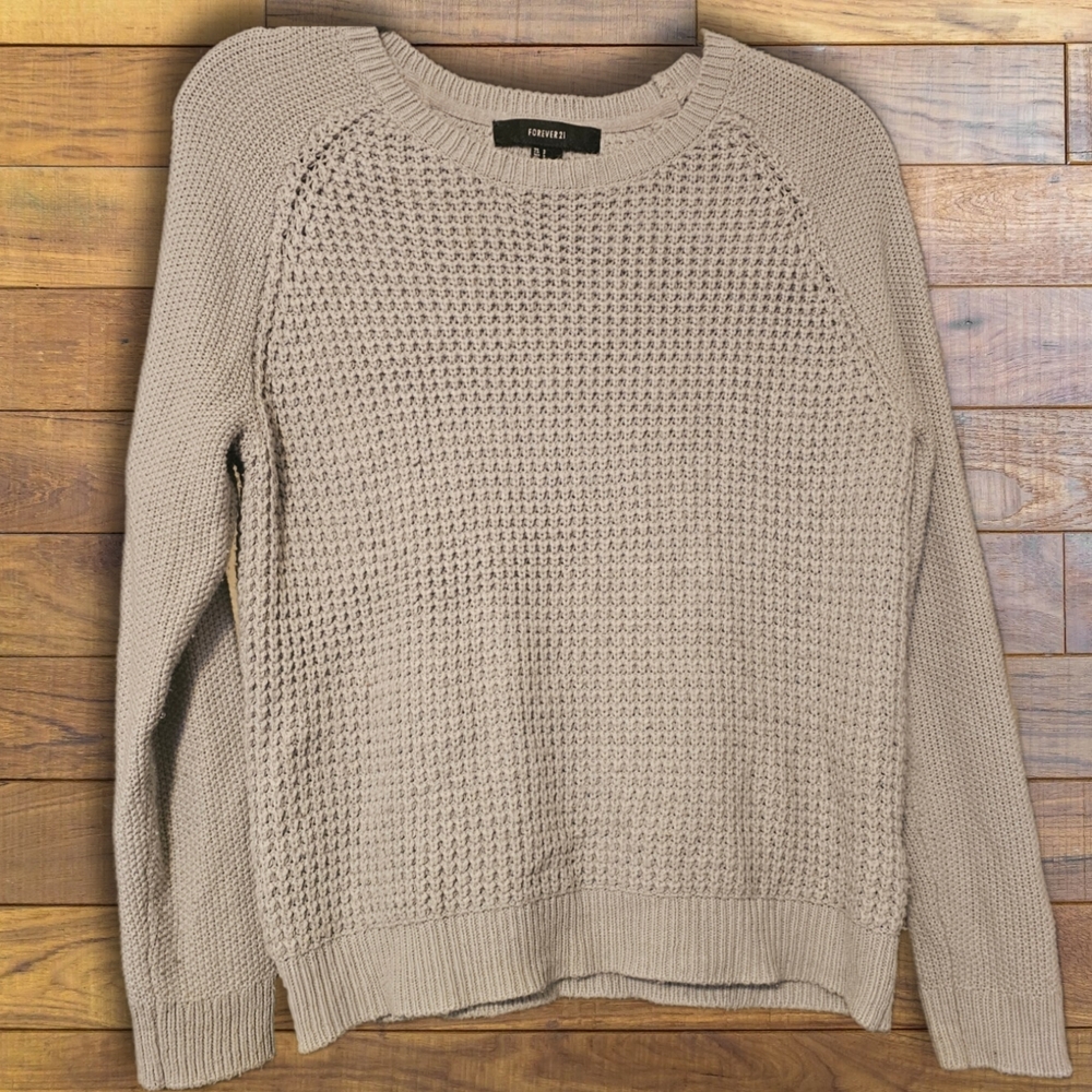 Forever21 Gray Chunky Crochet Knit Pullover Crew Neck Sweater - Small